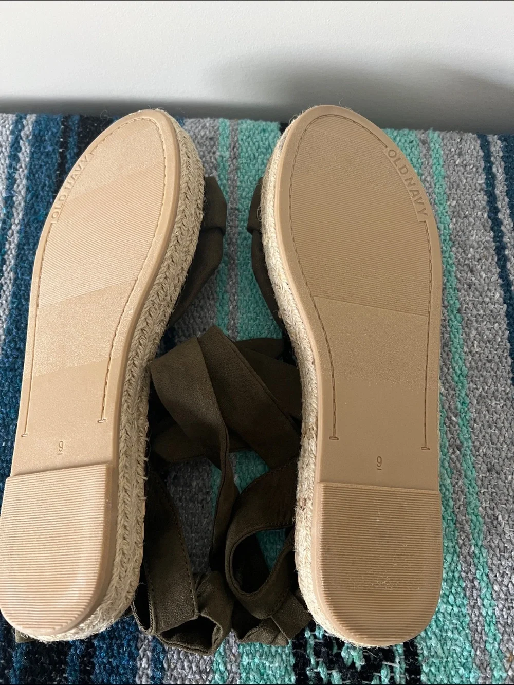Old Navy Olive Green Sueded Lace-Up Platform Espadrilles Size 9